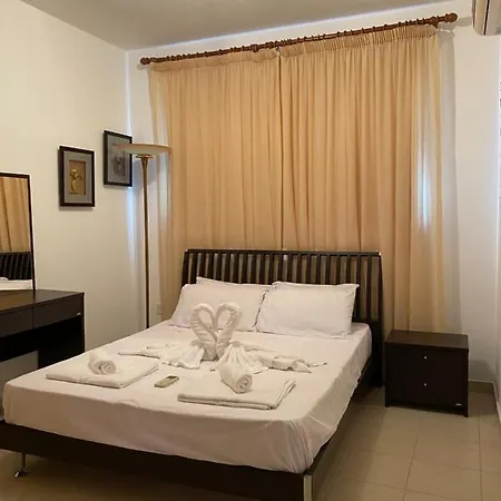 Apartment Phoenix 16 *